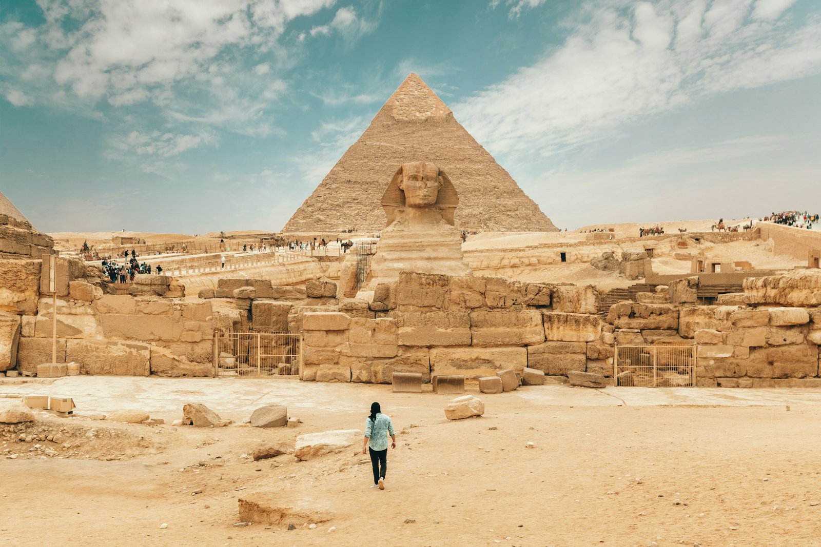 The Sphinx and the pyramids of Giza, Cairo