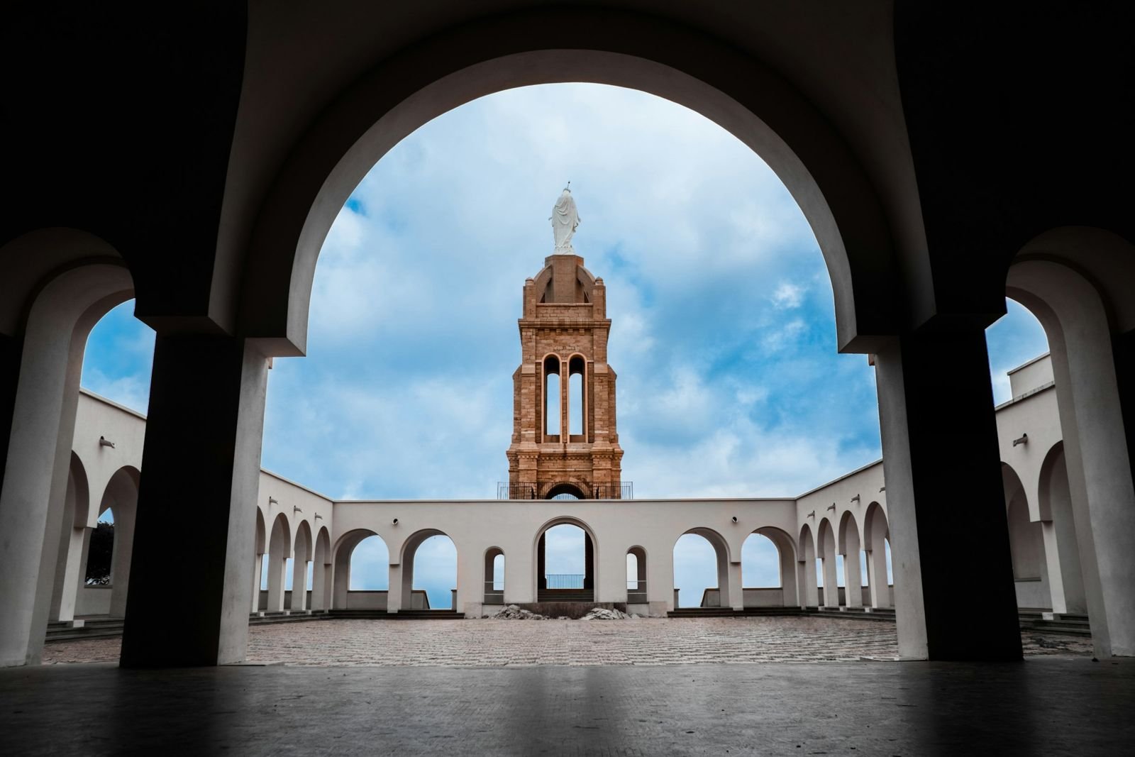 The Santa Cruz chapel framed by an arch